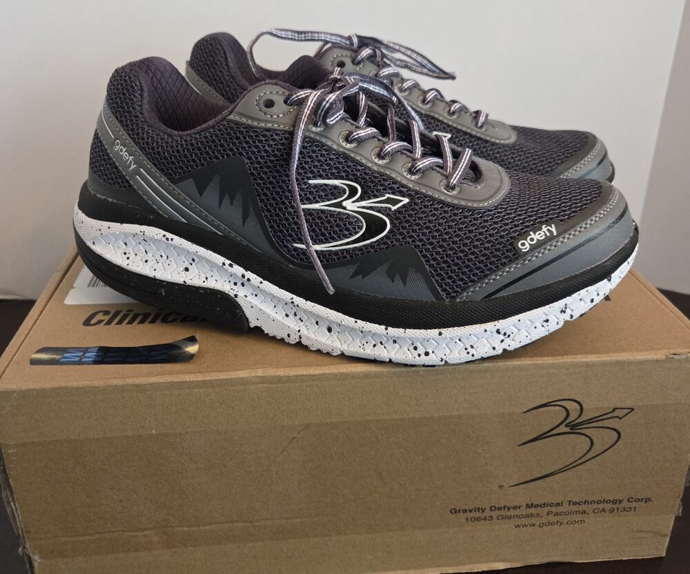 G-Defy Gravity Defyer Mighty Walk Women 8.5 M Gray Walking Shoes NIB TB9024FGS